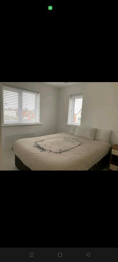Homely *